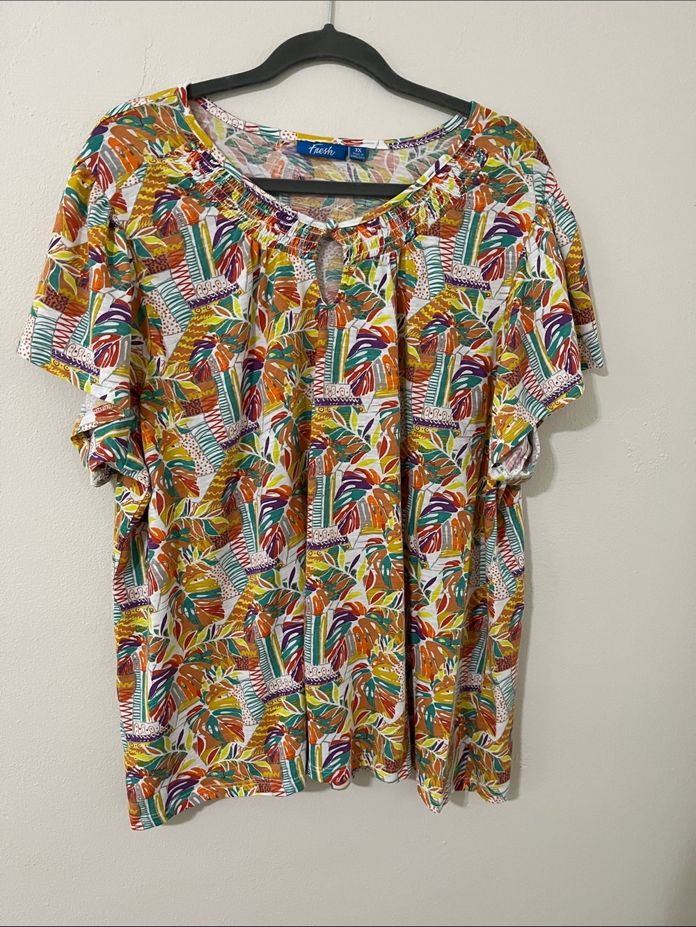 Size 3X Plus Mixed print short sleeve knit top
